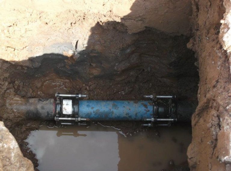 5 warning signs you need a plumber